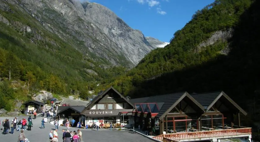 Briksdalsbre Fjellstove - Image 1