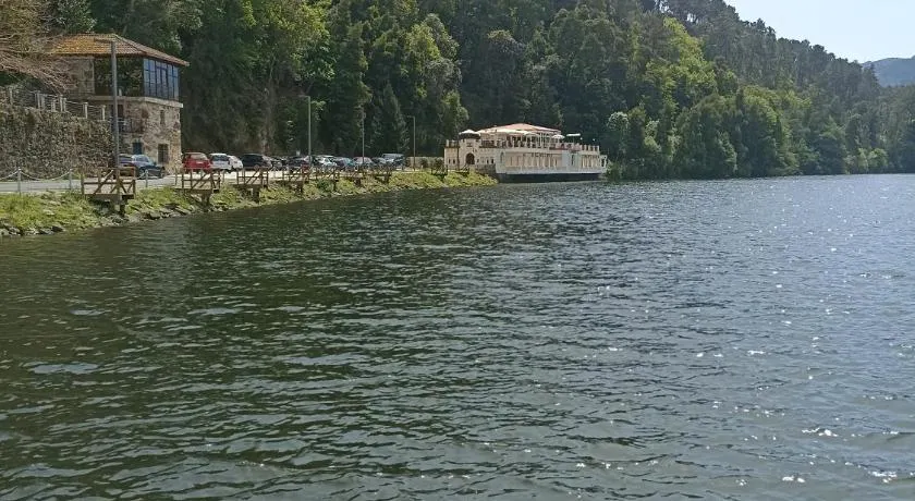 Casa rural A Fonte, Balneario Histórico de Cortegada - Image 1