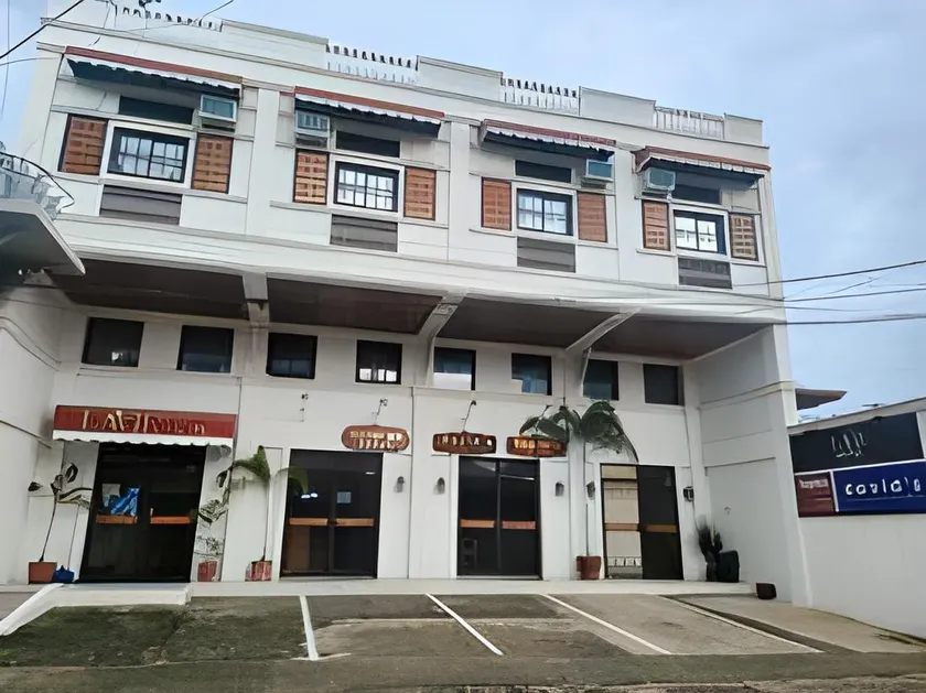 LaVie Hotel - Image 1