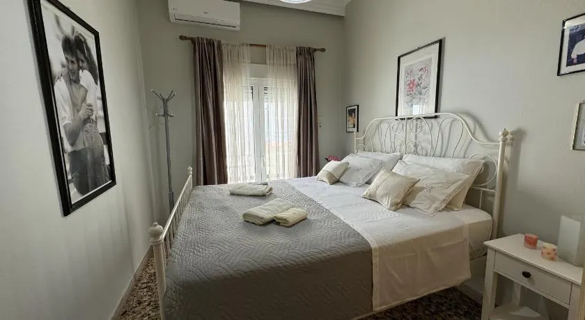Kiki's Cozy Casa - Image 1