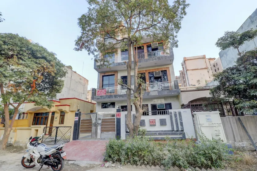 Hotel O Ronak Hotel - Image 1