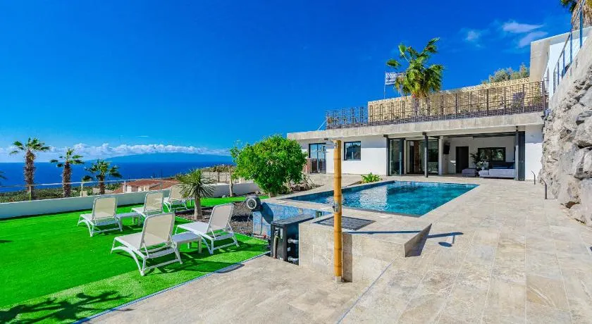 Villa CACTUS Tenerife sud piscine chauffée 10 personnes - Image 1