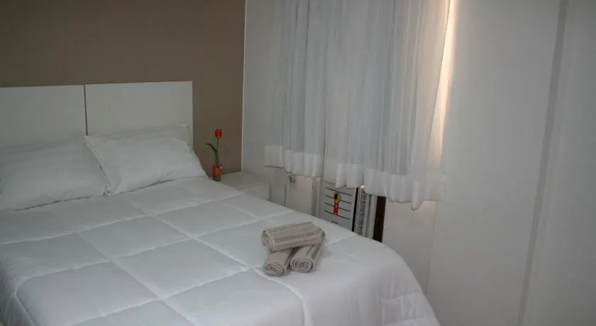 Hostel Pontal do Duque - Image 1