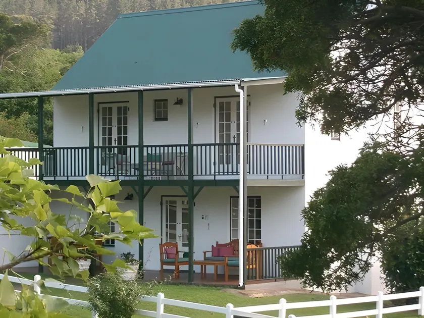 Belvidere Manor Lagoonside Cottages - Image 1