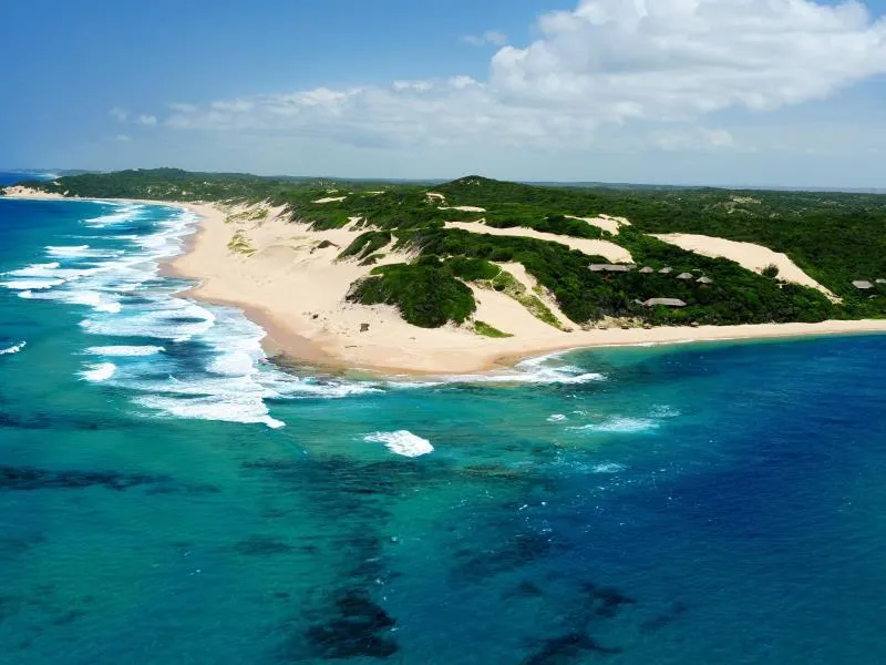 Machangulo Beach Lodge - Image 1