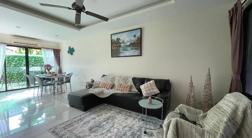 Townhouse in the Wonderland - Image 1