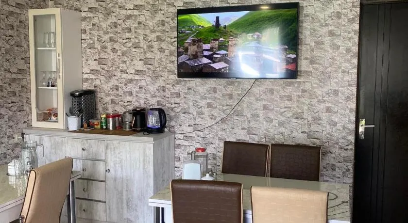 Old Tower Guesthouse - kafe ushguli - Image 1