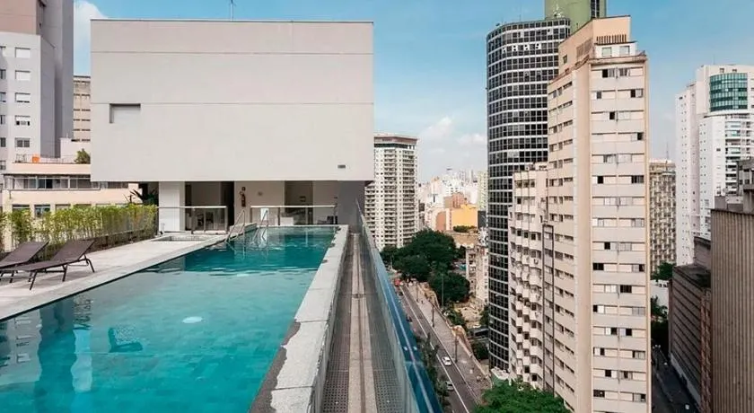 Studio Aconchego, próximo a Rua da Consolação, aos Metros República e Anhangabaú, com ar condicionado, piscina, academia, wifi e varanda - Image 1