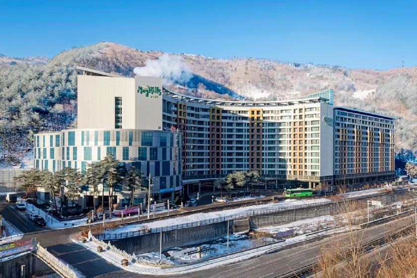 Jeongseon Mayhills Resort - Image 1