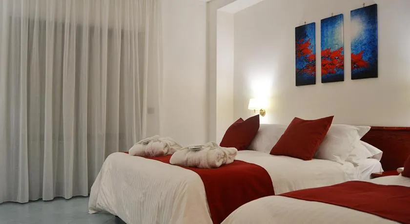 Tafuri Hotel - Image 1