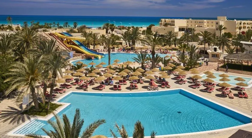 Medina Les Quatre Saisons Aqua Park Resort and Thalasso Djerba - Image 1