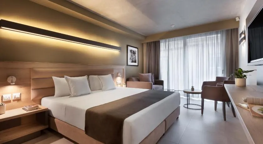 Azur Hotel by ST Hotels - Image 1