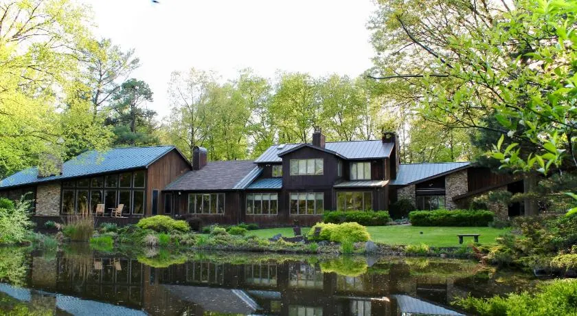 The Inn at White Oak - Image 1