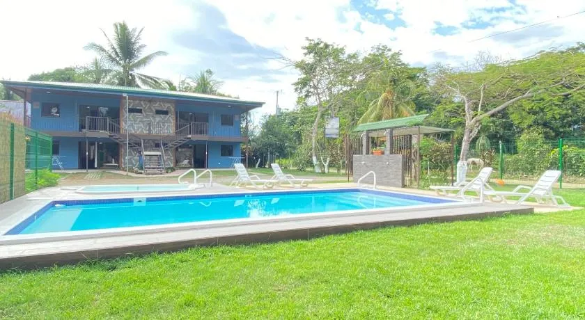 Cabinas El Paso de Moisés - Image 1