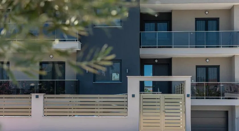 Anais Apartments - Image 1