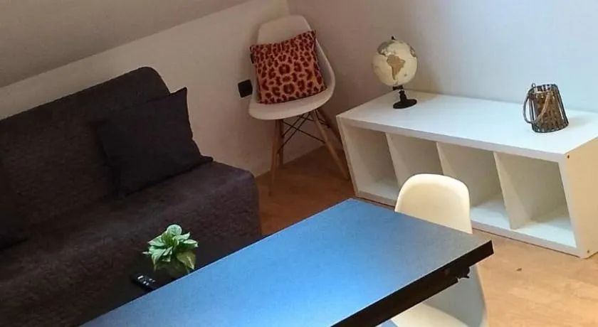 Les Eugènes, appartements - Image 1
