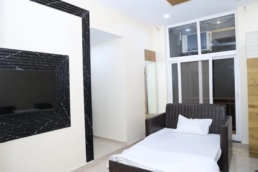 Ashodev Residency - Image 1