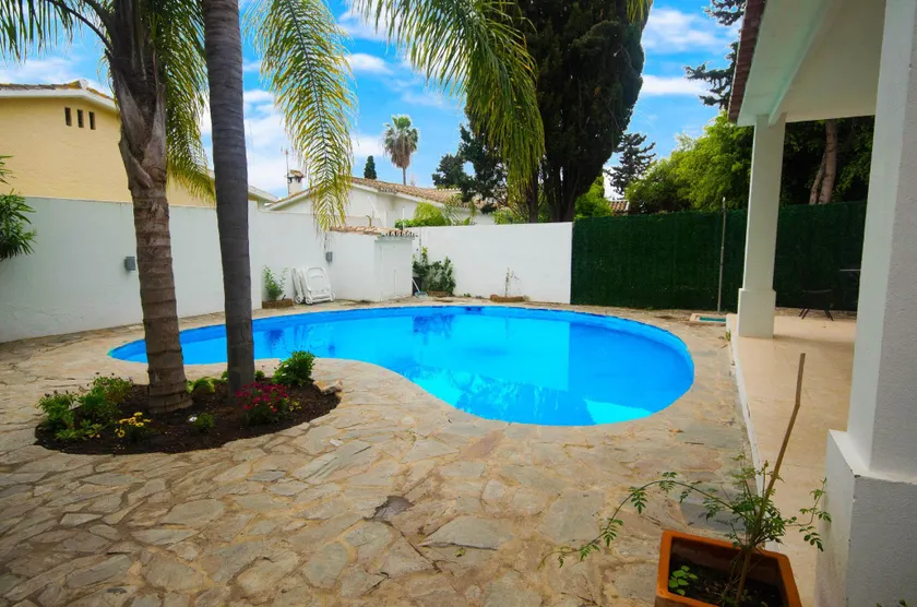 VILLA DE LA QUILLA- Private swimming pool next to the beach - Image 1