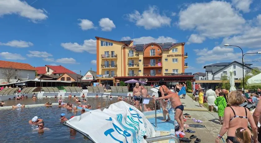 Hotel Doina 2 Tasnad - Image 1