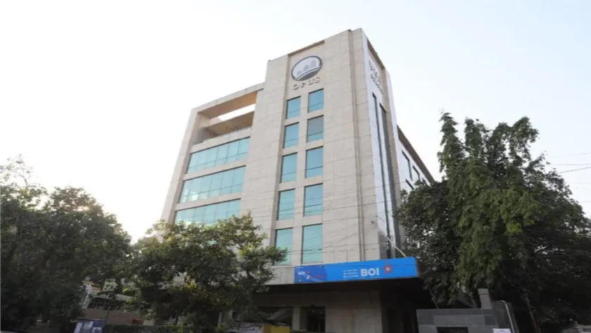 Urbanpod Hotel - Image 1