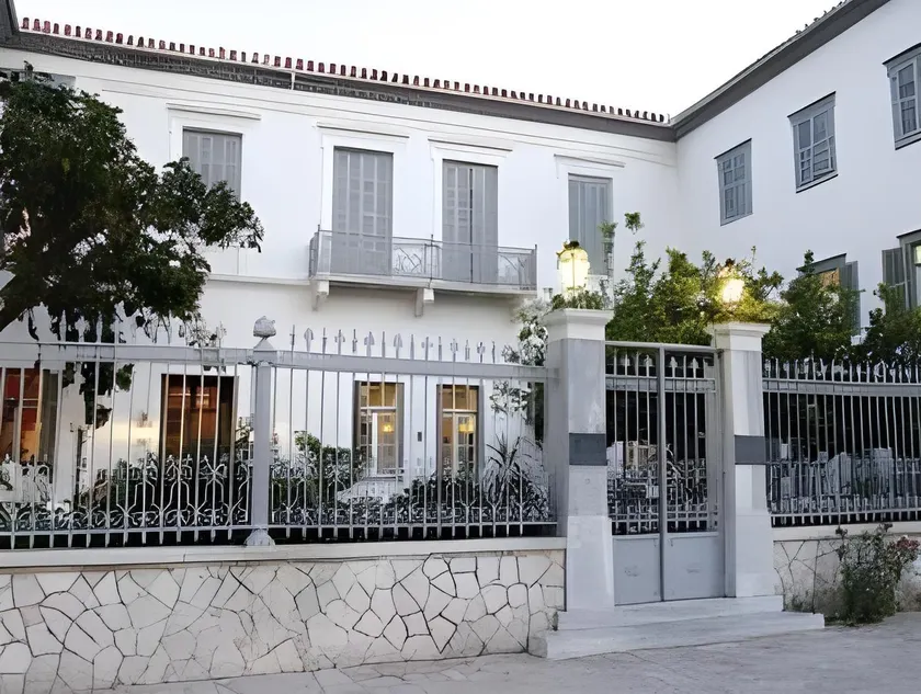 Hydroussa Hotel Hydra - Image 1