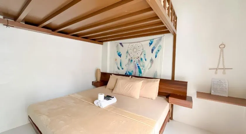 LaZerena Lodge - Image 1