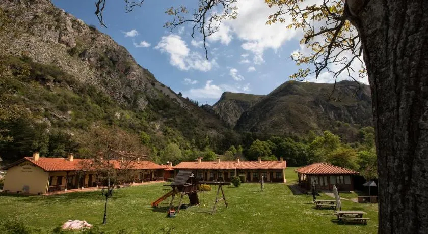 Apartamentos Camin De Pelayo - Image 1