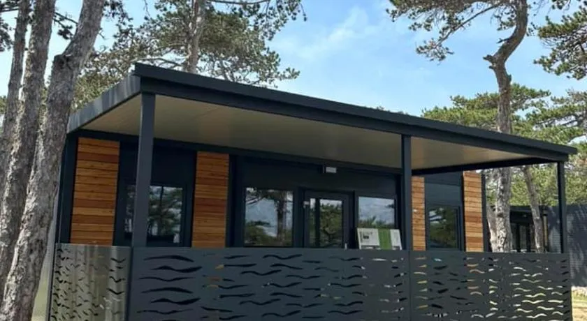 Green Hill Mobile Home - Image 1