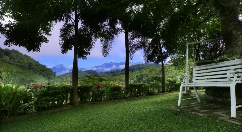 Estate Bungalow - Image 1