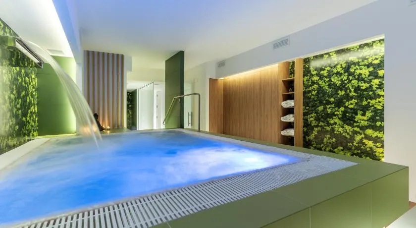 Ideal Residence & SPA - Image 1