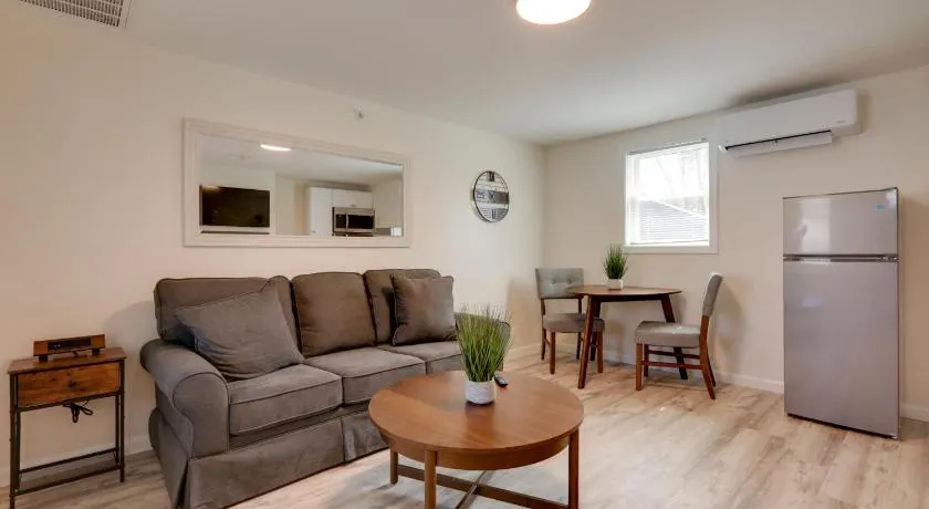 3 Mi to Main St & Beach: Coastal Cape Cod Escape! - Image 1