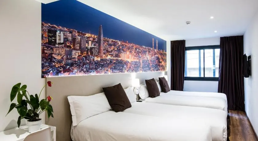 Hotel BESTPRICE Gracia - Image 1