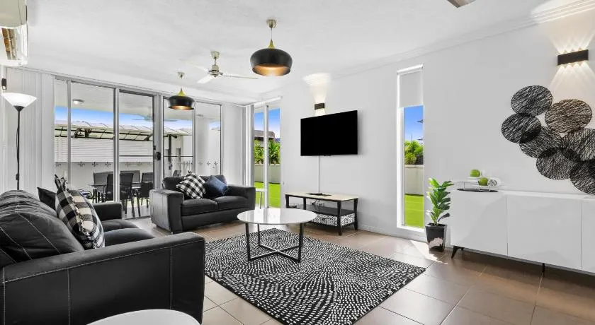 Three-Bedroom Apartment at Marquis - Image 1