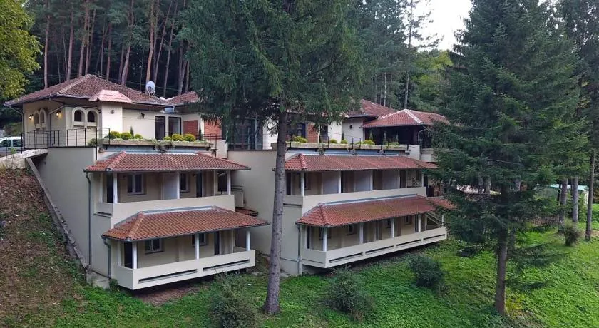 Restoran sa prenoćištem Gornjak - Image 1