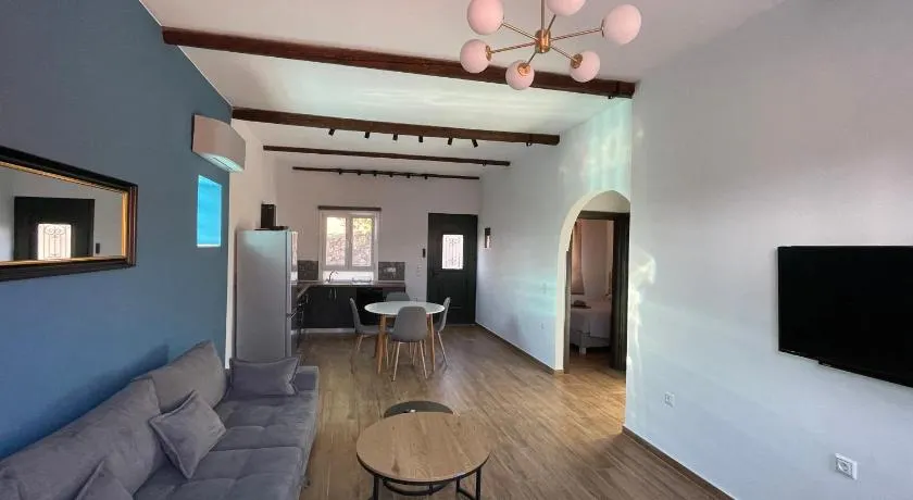 Q Apartments Molyvos - Image 1