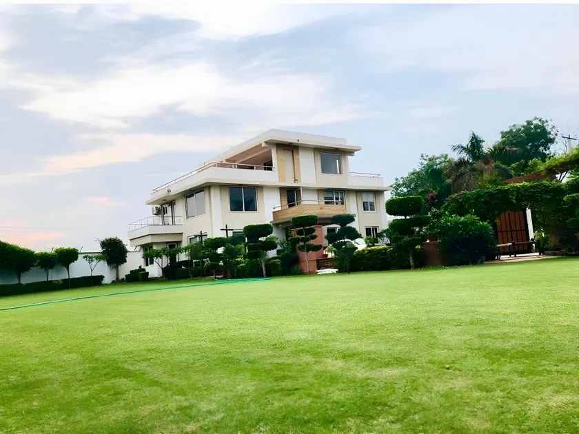 Aravali Villa Farmhouse Gurugram - Image 1