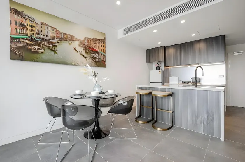 The Elegant Deco Apt In Sydney Olympic Park - Image 1