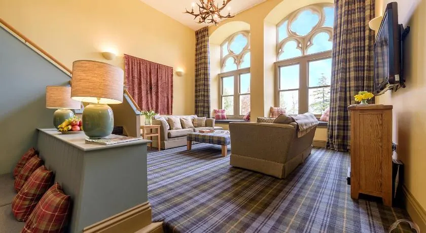Highland Club Direct - Image 1