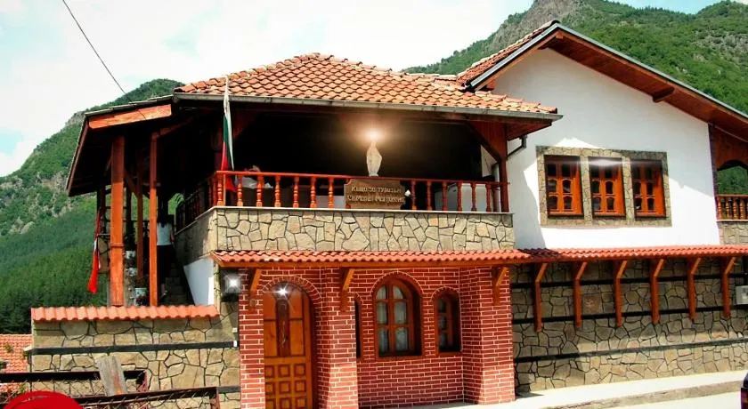 Guest House St Mariya Magdalena - Image 1