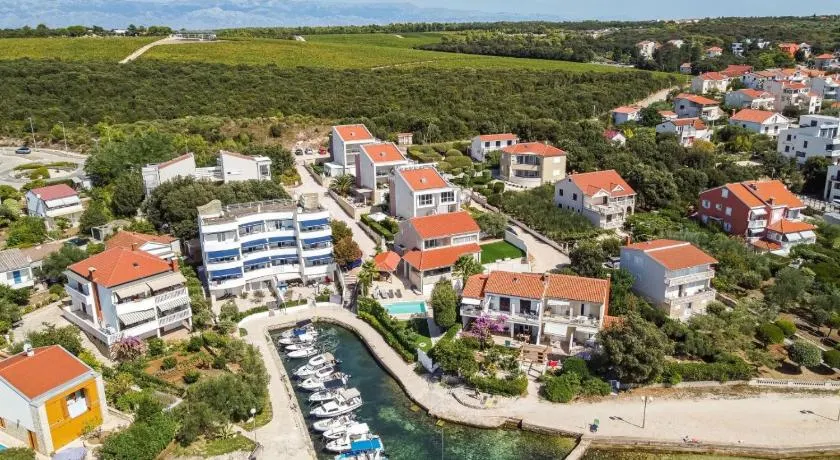Apartmani Sollei - Image 1
