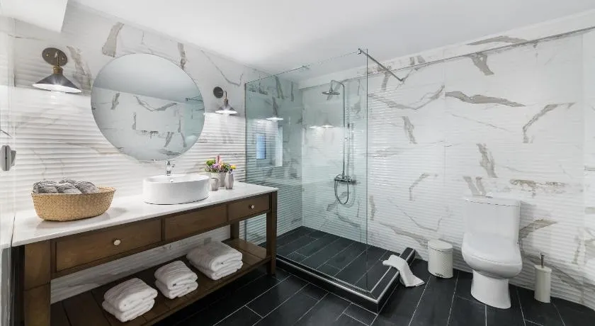Mavrogenous Luxury Apartments - Image 1
