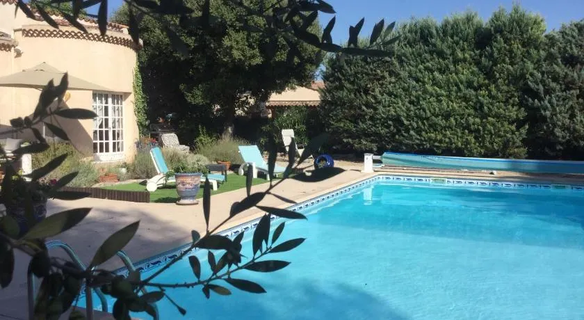 Le Patio Fleuri - Image 1