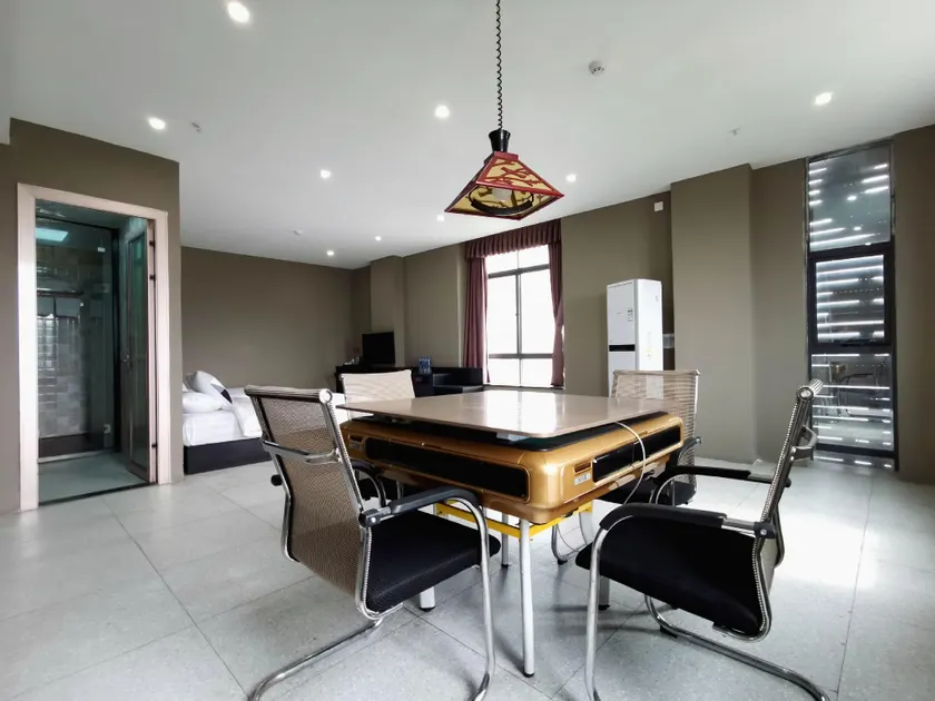 Huizhou galston hotel - Image 1