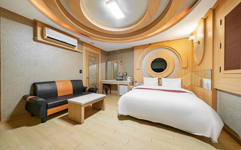 Suwon Yeonghwadong Herb Motel - Image 1