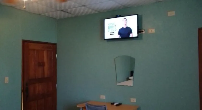 Hostel Guayacan - Image 1