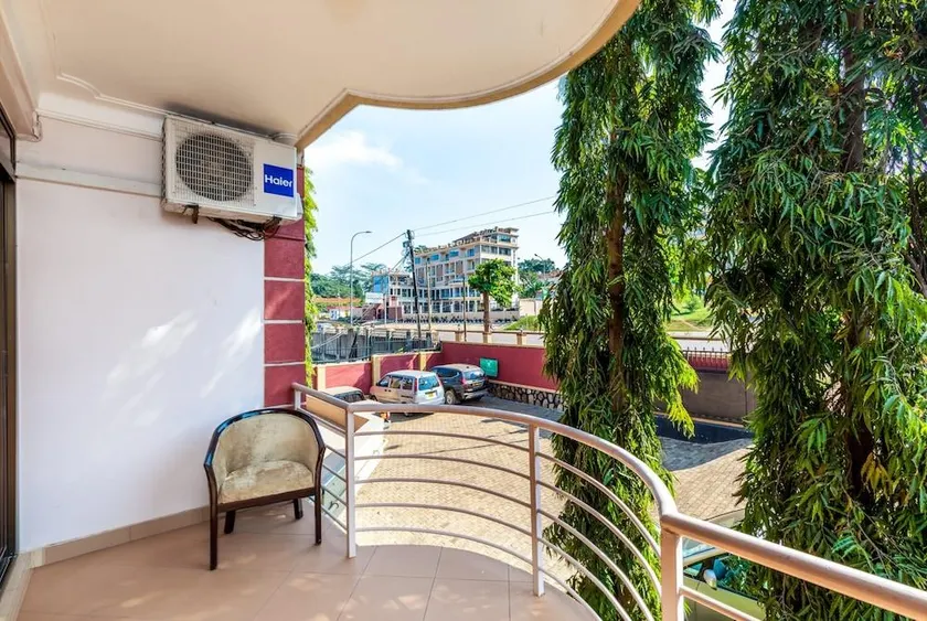 Entebbe Travellers Inn - Image 1