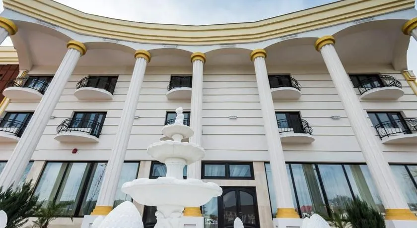 Grand Hotel Baroc - Image 1