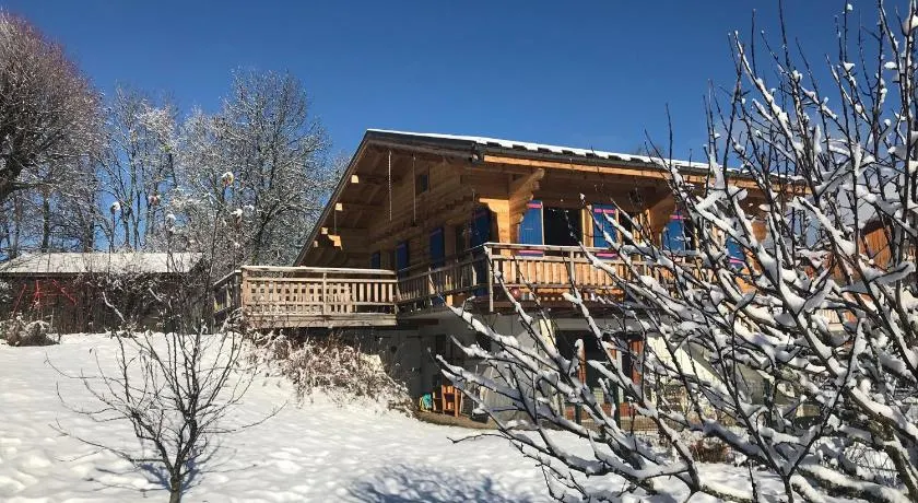 Chalet Cyclamens, 65m2 plein centre - Jardin, WIFI & parking! - Image 1