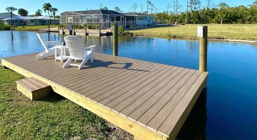 Waterfront Gulf Gateway: Pool/Dock/Grill/Gameroom - Image 1
