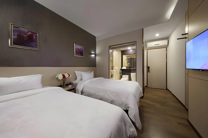 Hanyong Hotel Shenzhen International Exhibition Center - Image 1